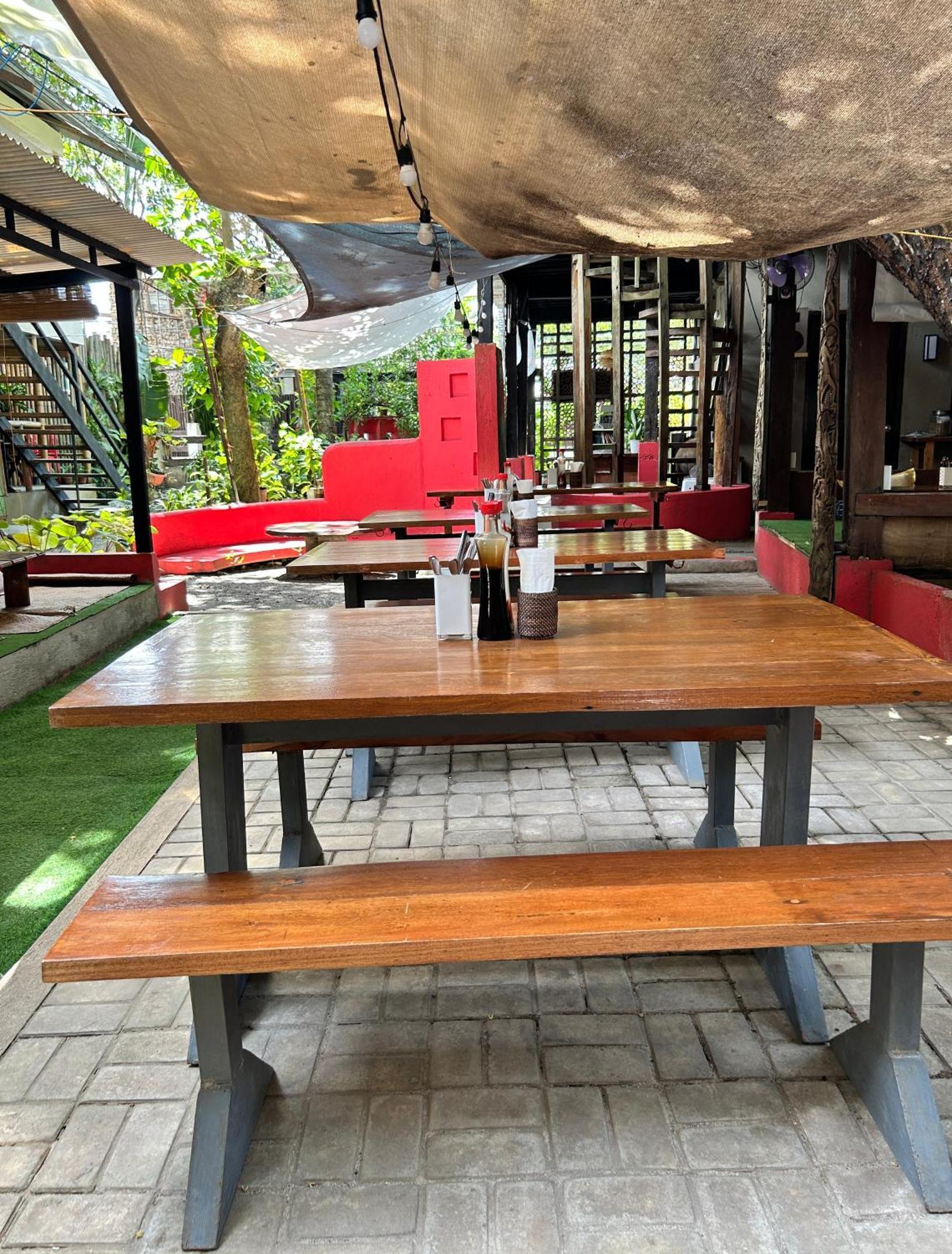Lazy Dog Bed & Breakfast Balabag  Ngoại thất bức ảnh