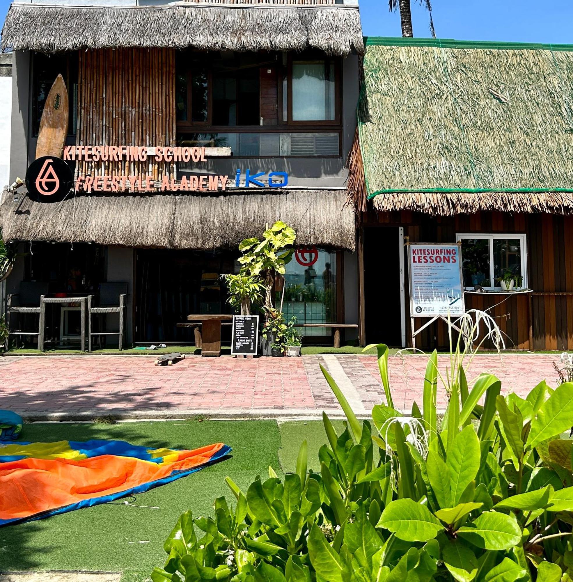 Lazy Dog Bed & Breakfast Balabag  Ngoại thất bức ảnh