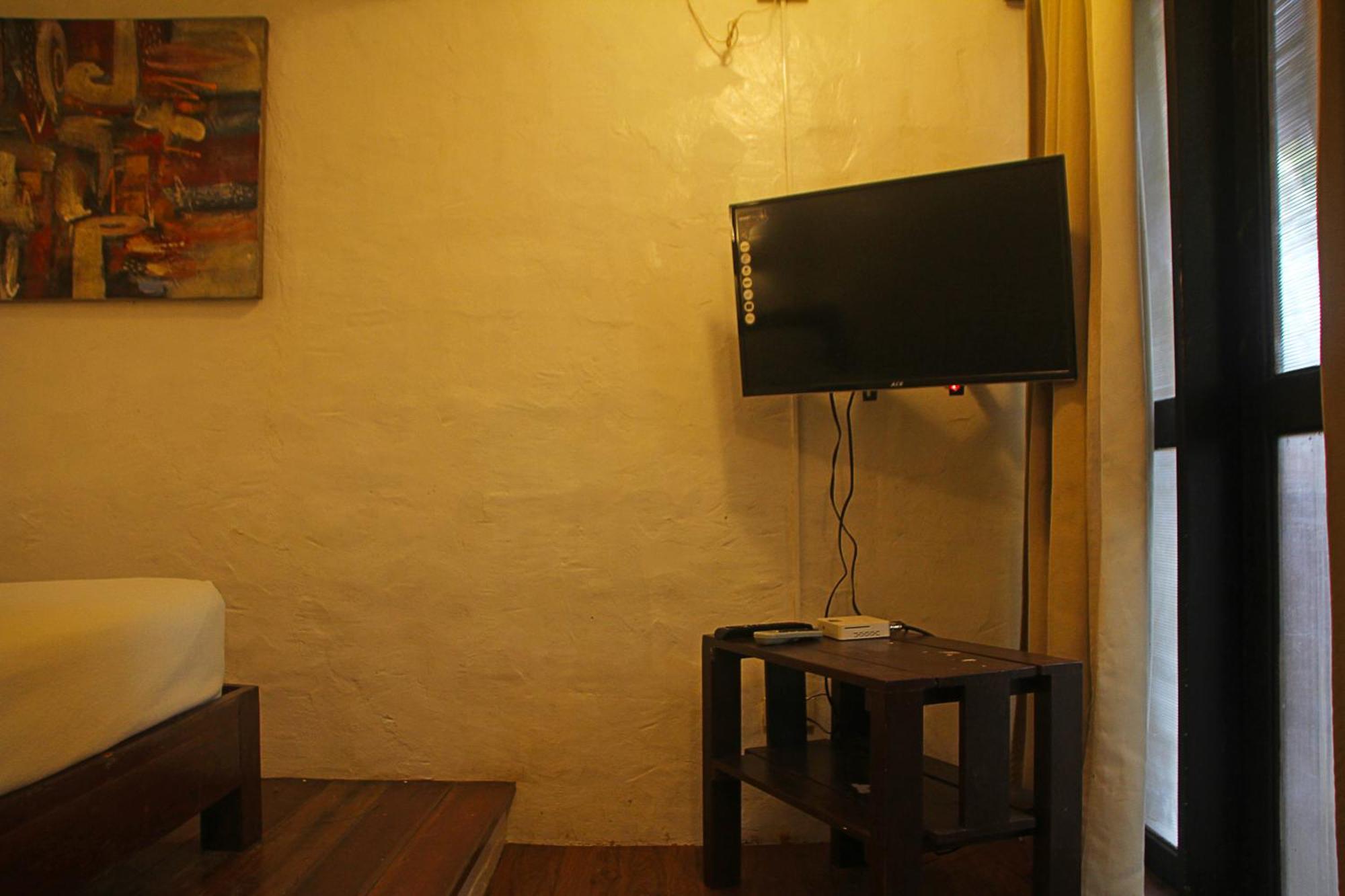 Lazy Dog Bed & Breakfast Balabag  Ngoại thất bức ảnh