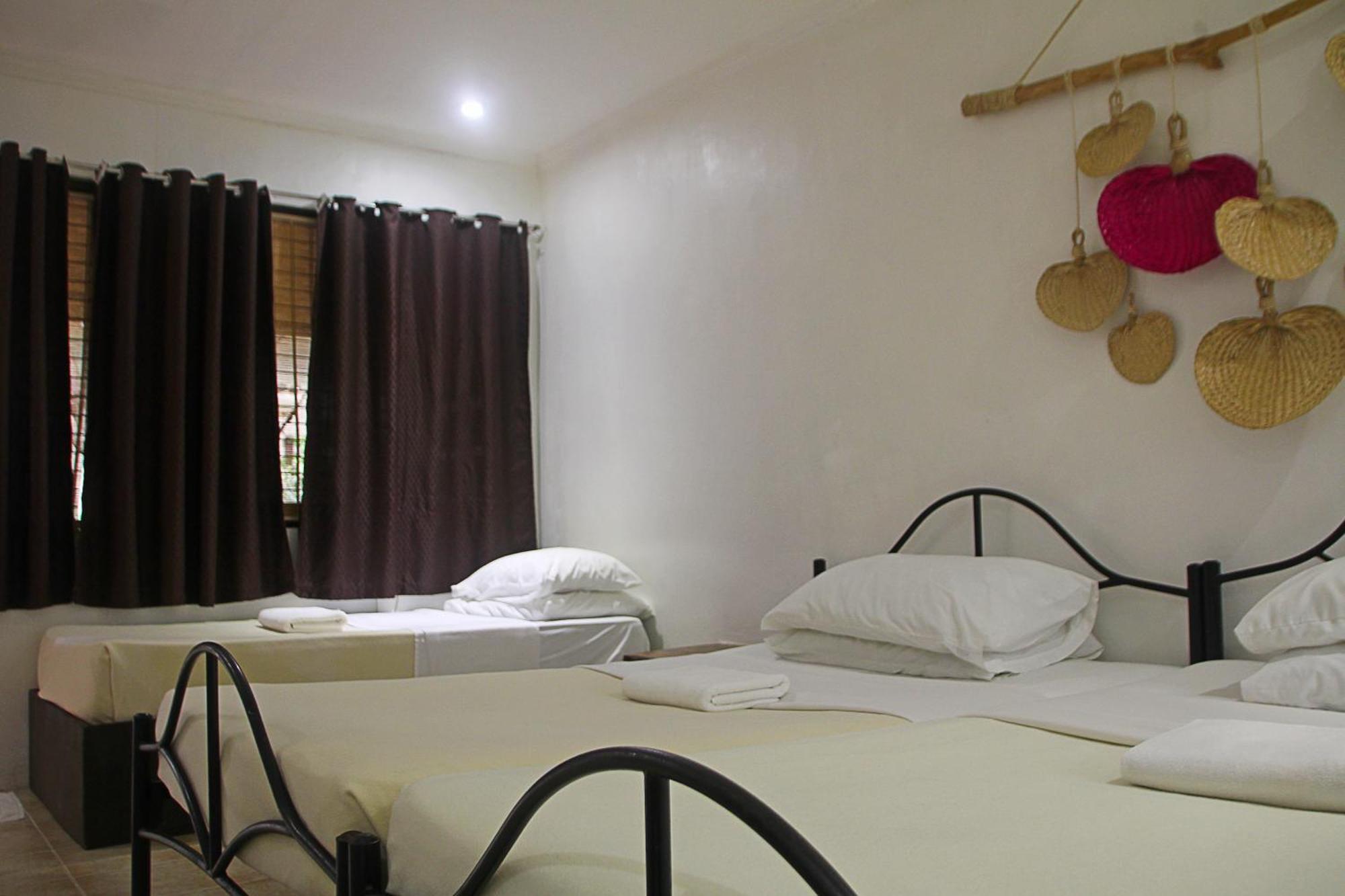 Lazy Dog Bed & Breakfast Balabag  Ngoại thất bức ảnh